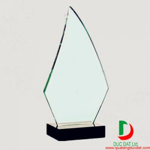 ky_niem_chuong_thuy_tinh_gia_re_16-e1496029245592