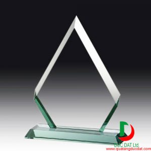 ky_niem_chuong_thuy_tinh_gia_re_21-e1496030225386